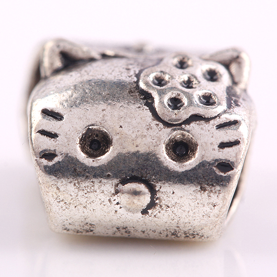 Hello Kitty Pandora-style