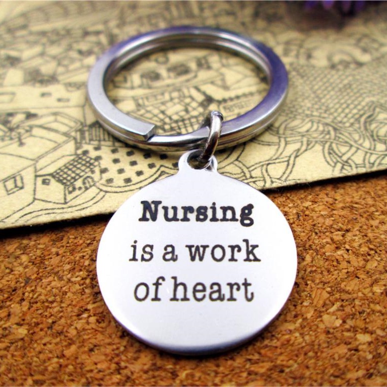 Nursing is a work of heart sleutelhanger