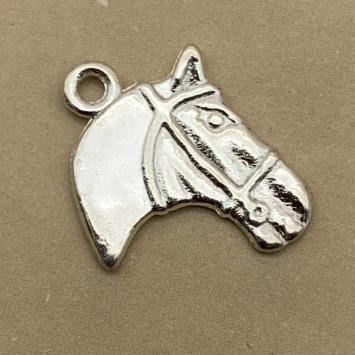 Paardenhoofd bedel 